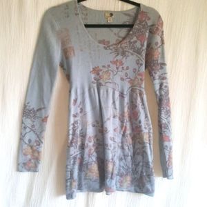 Sweater Blue with floral print